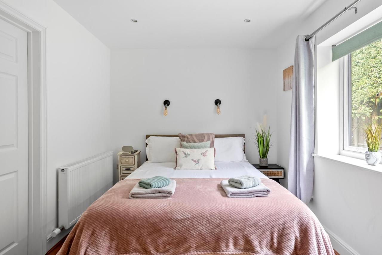 Number 3, Lytton Tree Lodge, Reydon, Southwold ภายนอก รูปภาพ